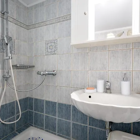 Neos Kosmos Metro St. 1 Bedroom Semi-Basement Flat Athens Exterior photo
