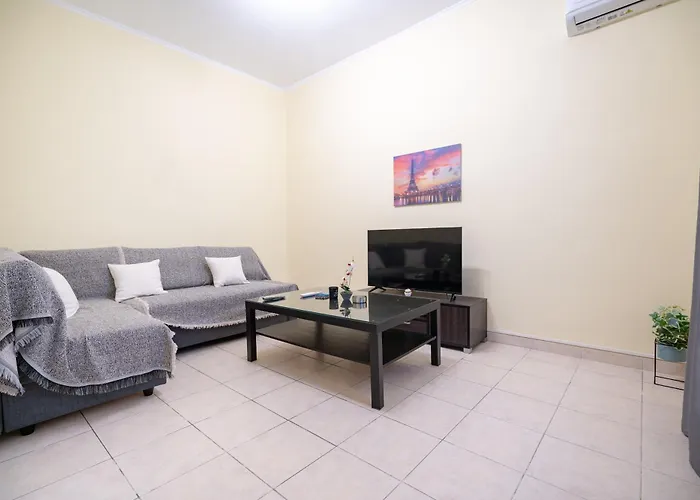 Neos Kosmos Metro St. 1 Bedroom Semi-Basement Flat