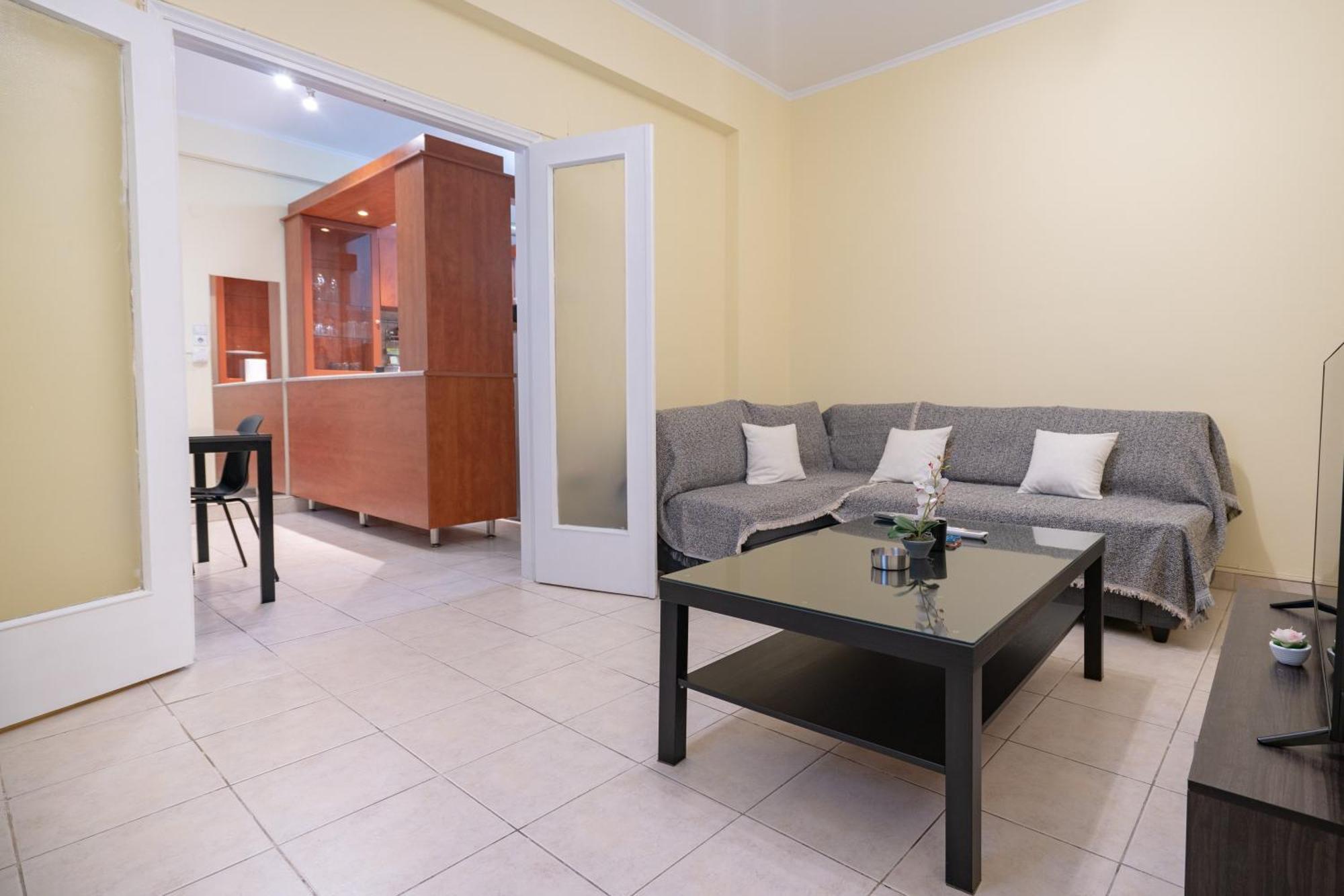 Neos Kosmos Metro St. 1 Bedroom Semi-basement Flat *